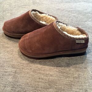 Bearpaw Lucille shoes size 8- mushroom color